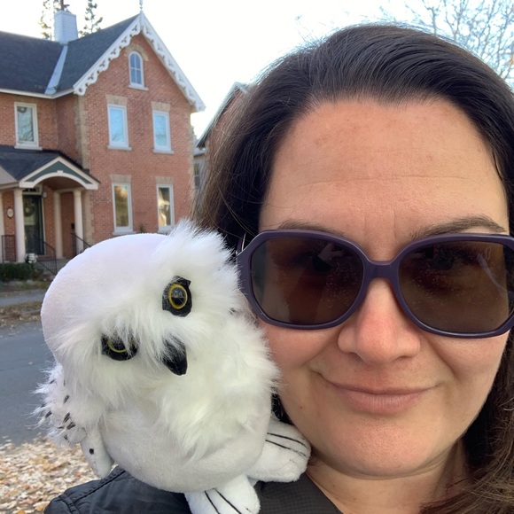 Meet your Posher, E - Picture 1 of 1